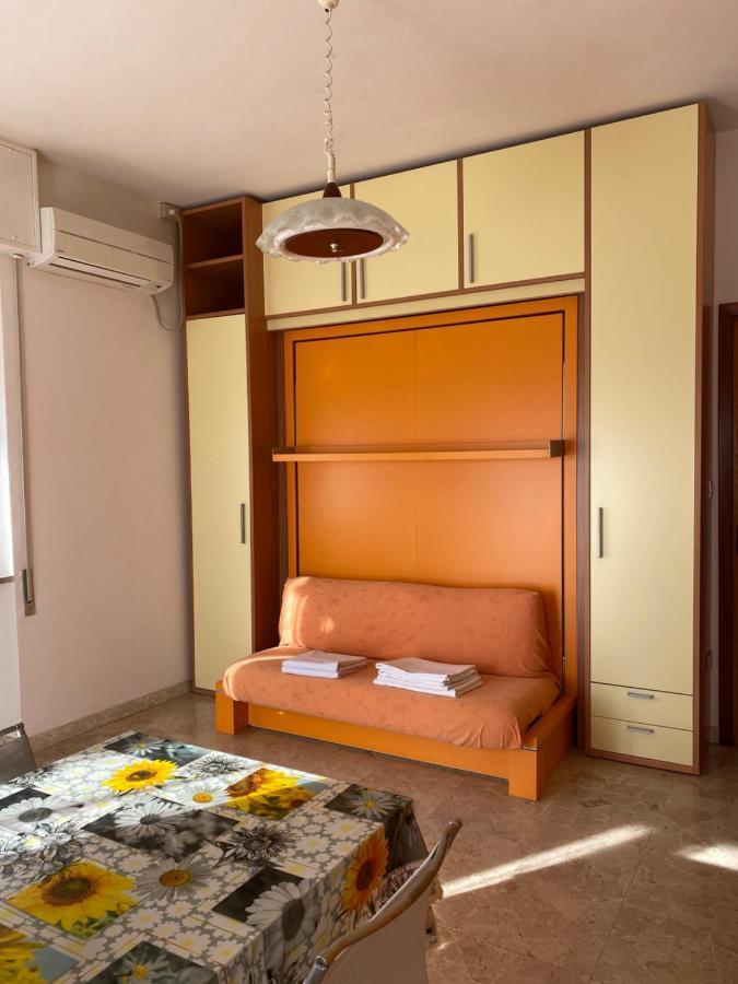 Residence Riviera Albenga Exteriör bild