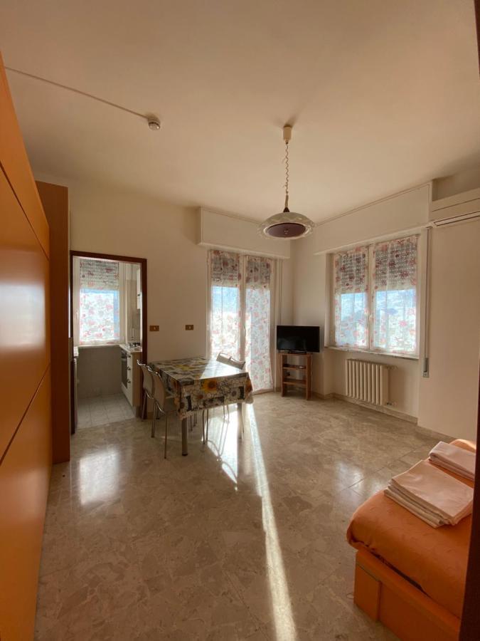 Residence Riviera Albenga Exteriör bild