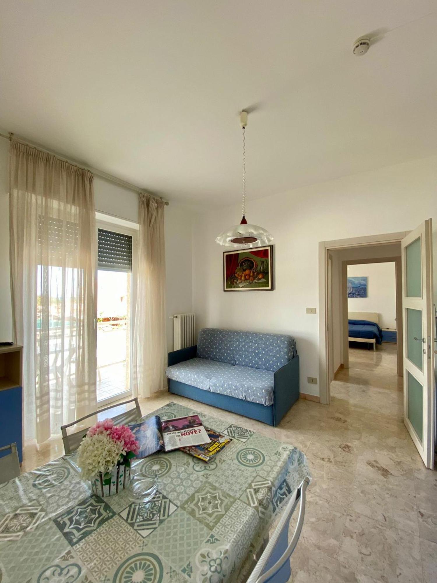 Residence Riviera Albenga Exteriör bild